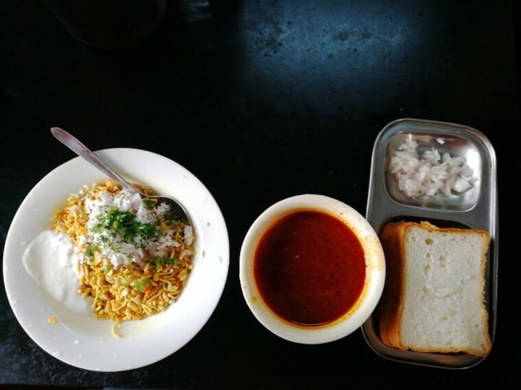 Hotel Bawda Misal-3
